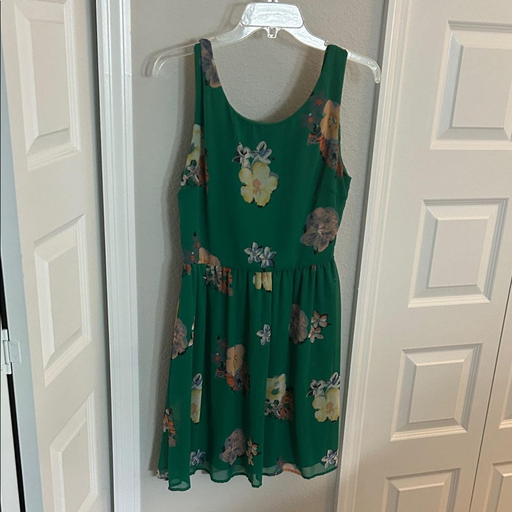 Mystic Green Floral Casual Dress